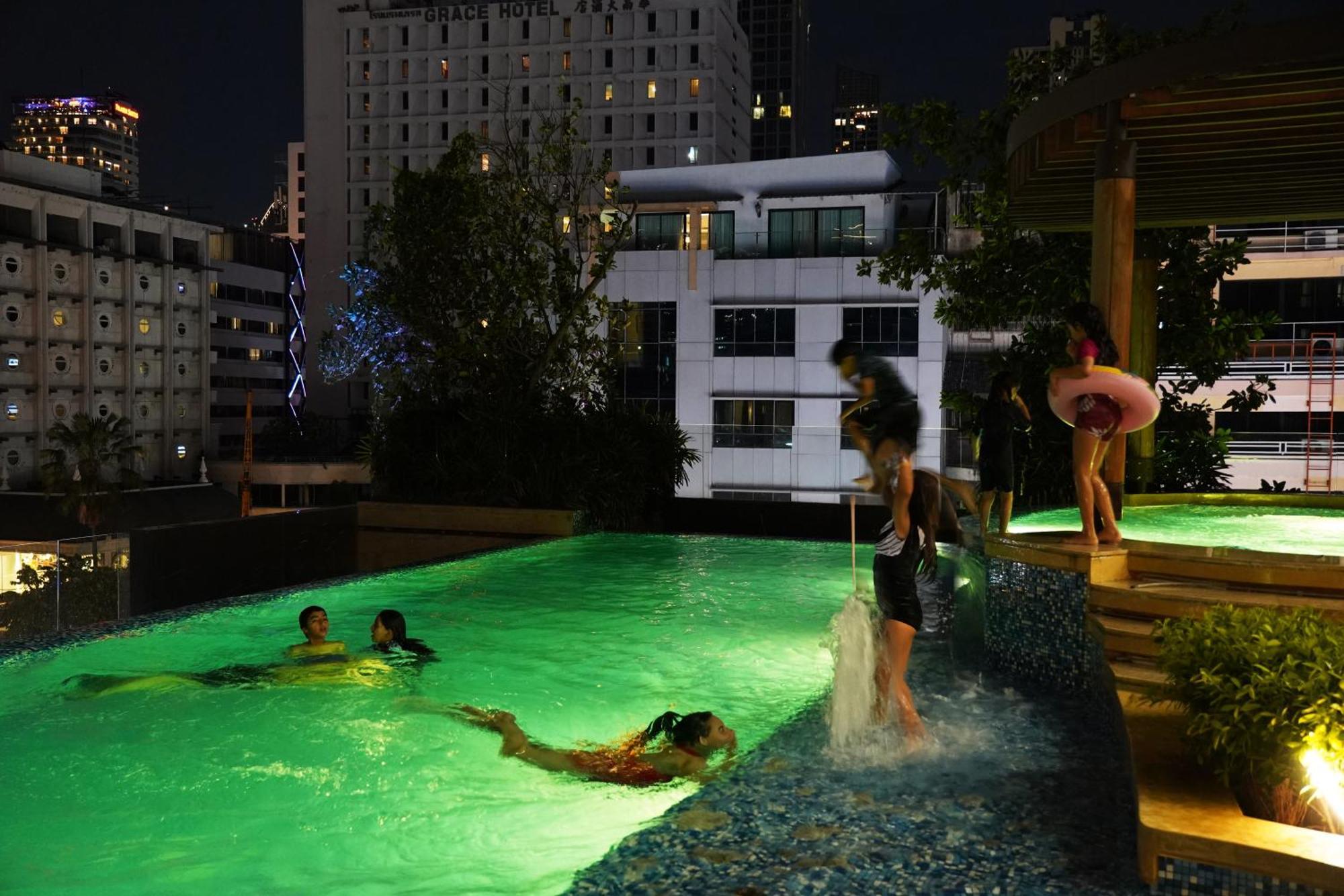 The Rich Residence Sukhumvit Nana Bangkok Eksteriør billede